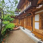 Chaehyodang Hanok Stay