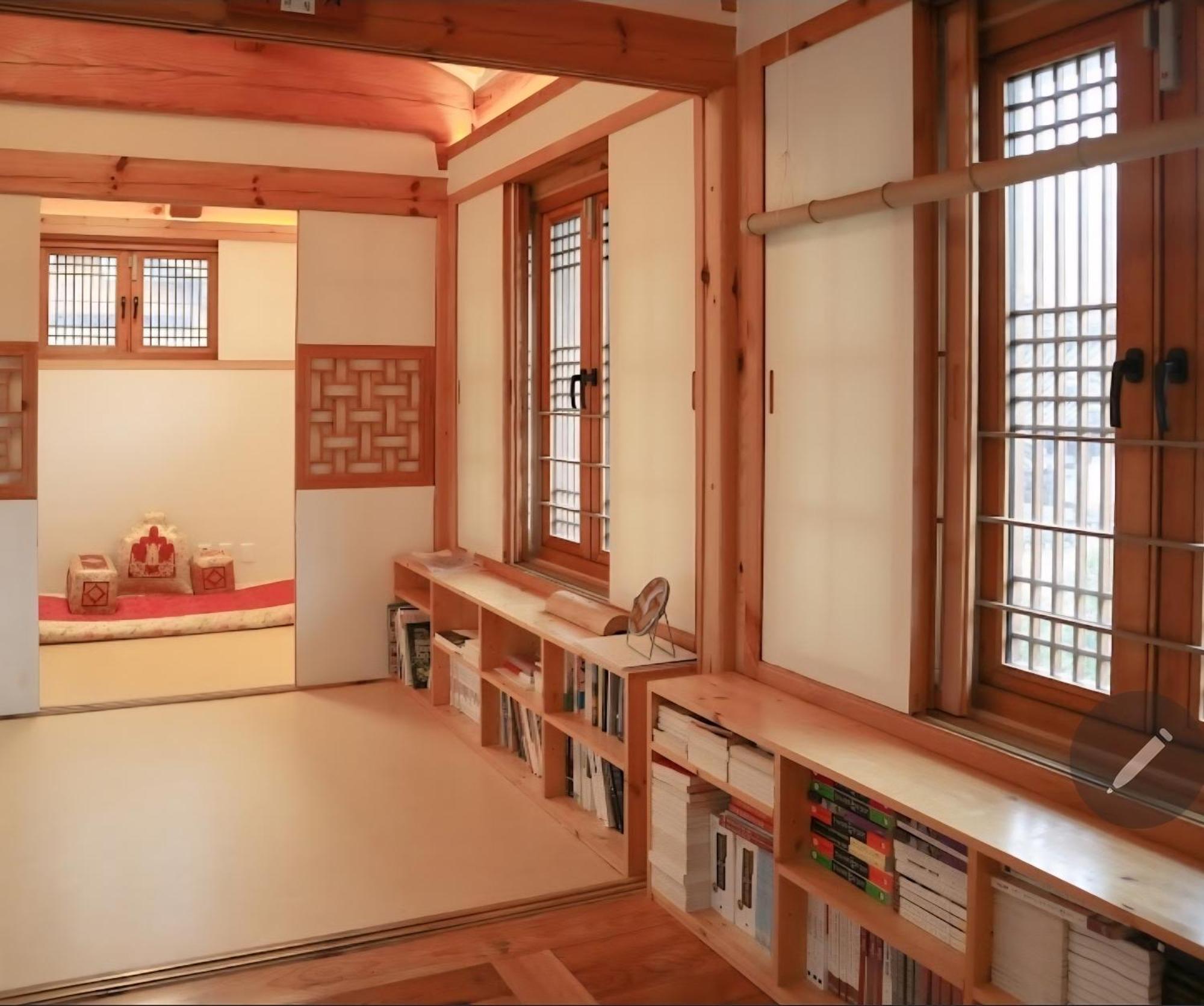 Chaehyodang Hanok Lodge *